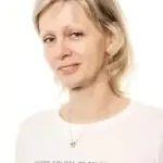 Oksana K. - Senior accountant